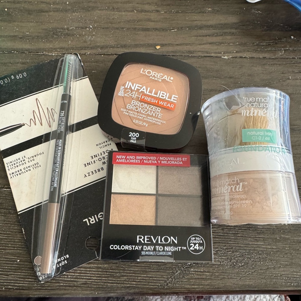 Makeup bundle